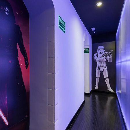 Art Seven Hostel Capsules Madrid Exteriör bild