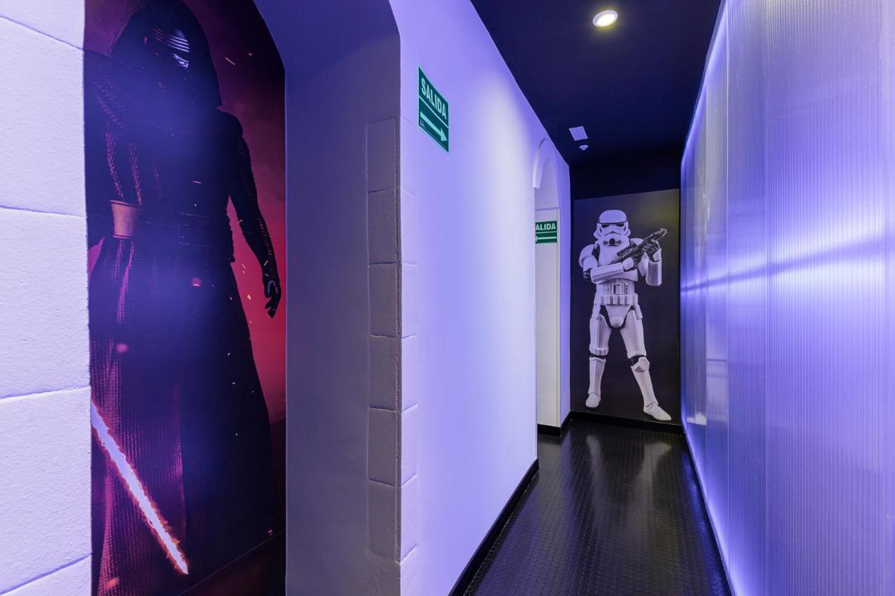 Art Seven Hostel Capsules Madrid Exteriör bild